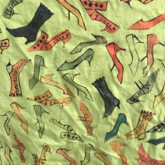 ⚡️FINAL PRICE⚡️ Andy Warhol Limited Edition Shoes Top - Picture 3 of 11